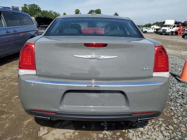 2019 Chrysler 300 Touring