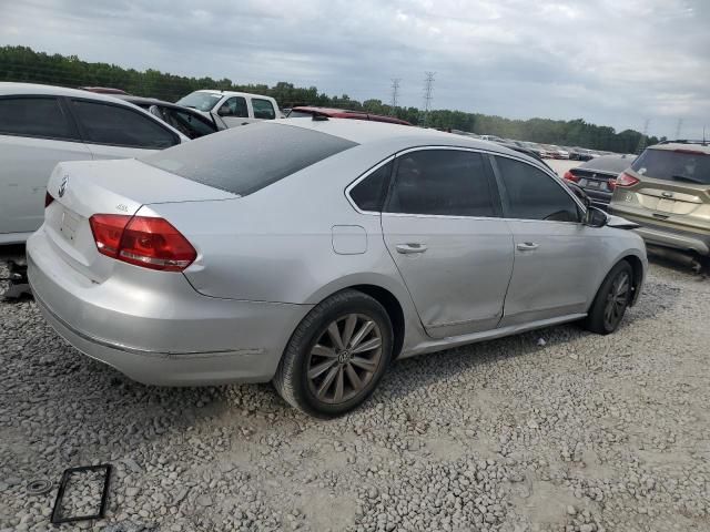 2012 Volkswagen Passat SEL