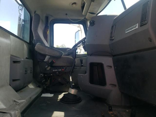 2012 Mack 600 CXU600