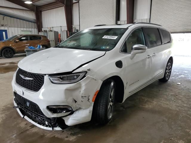 2022 Chrysler Pacifica Hybrid Pinnacle