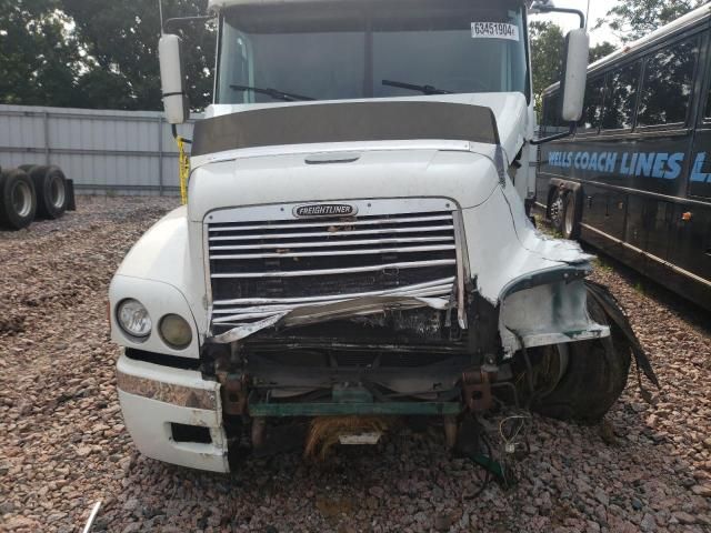 1997 Freightliner Conventional FLC112