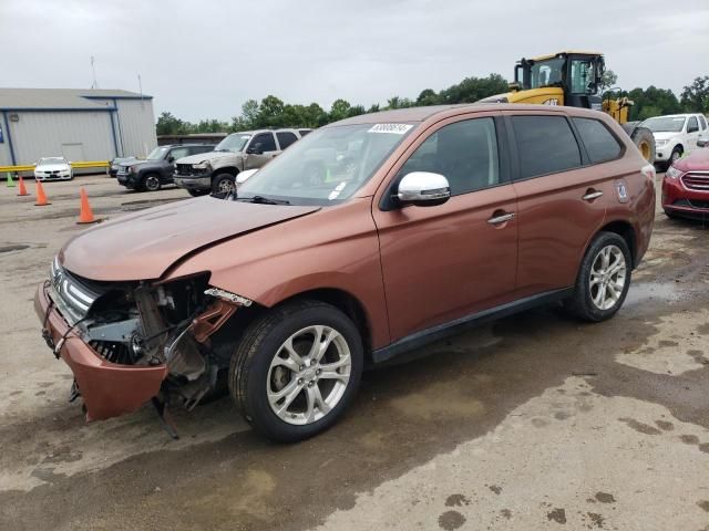 2014 Mitsubishi Outlander SE