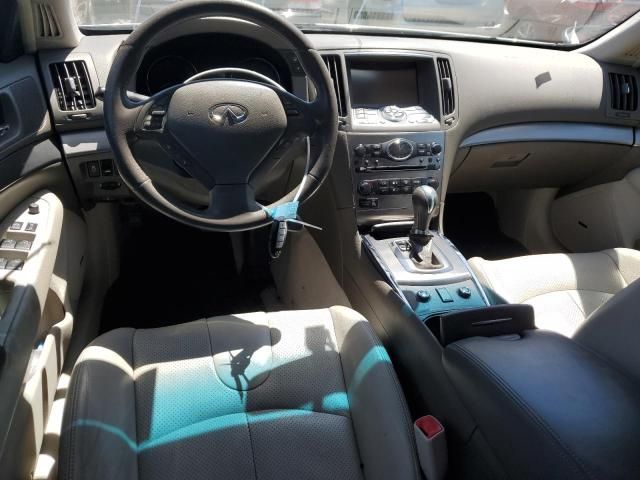 2015 Infiniti Q40