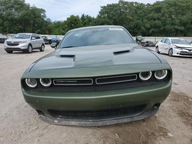 2020 Dodge Challenger SXT