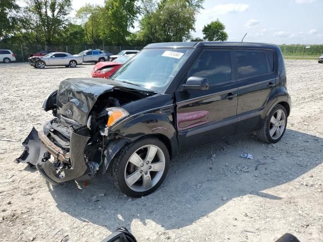 2011 KIA Soul +