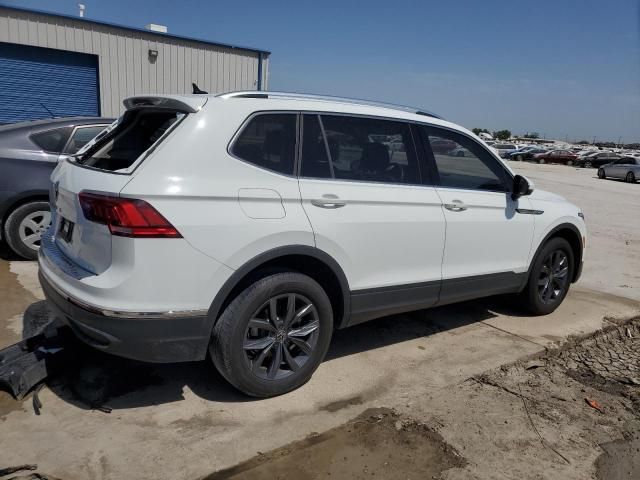 2022 Volkswagen Tiguan SE