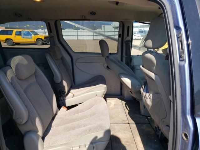 2007 Chrysler Town & Country LX