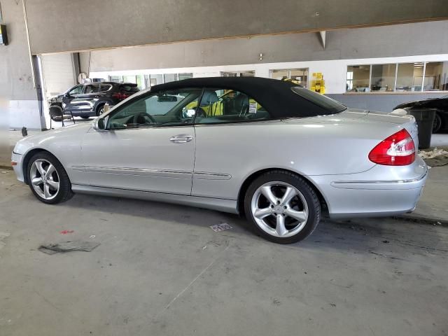 2005 Mercedes-Benz CLK 320