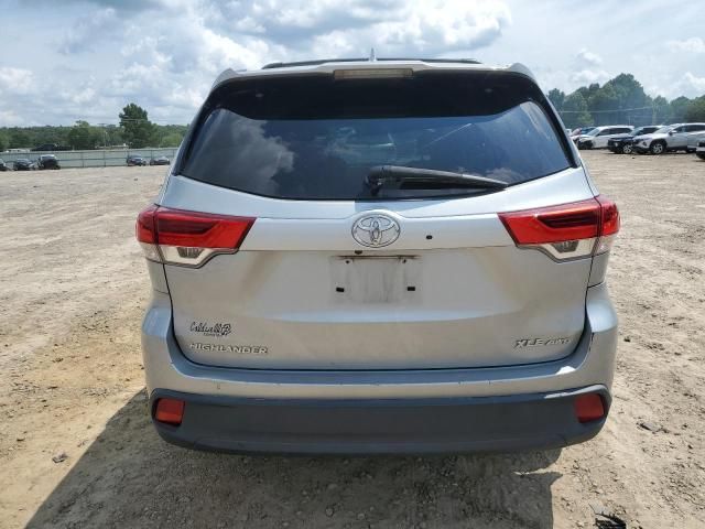 2019 Toyota Highlander SE