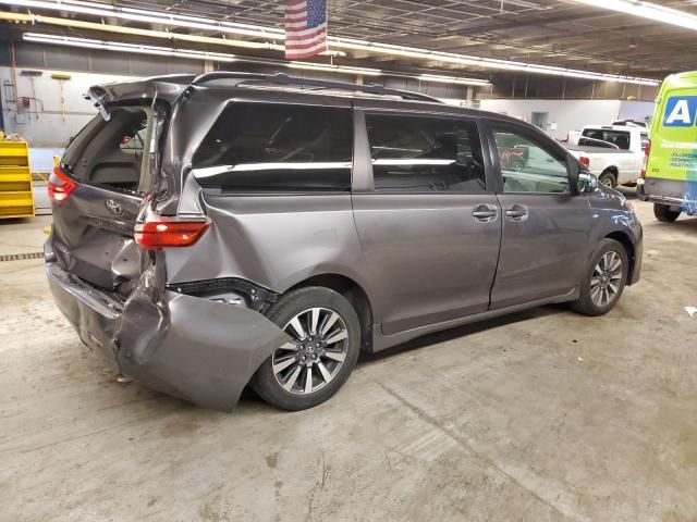 2020 Toyota Sienna LE