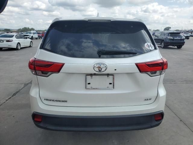 2018 Toyota Highlander SE