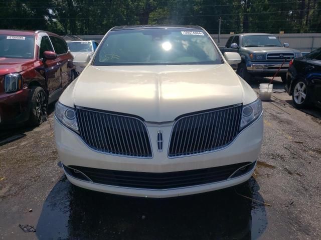 2013 Lincoln MKT