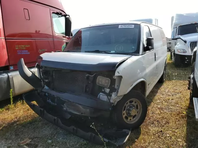 2005 Chevrolet Express G2500