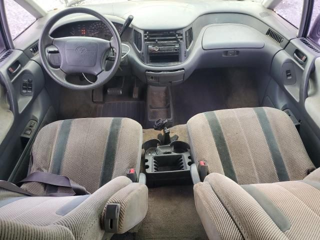 1993 Toyota Previa LE