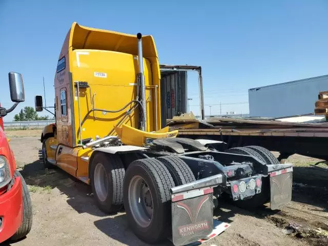 2012 Kenworth Construction T660