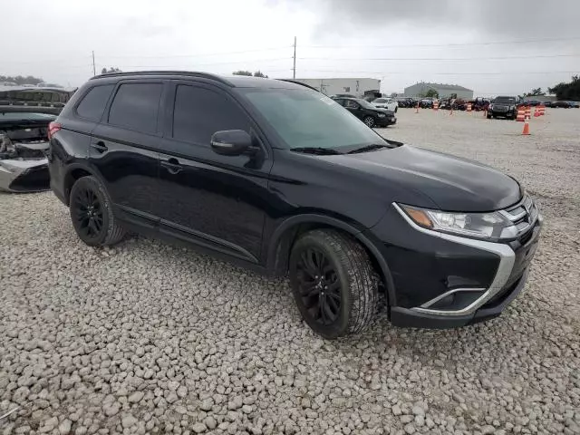 2018 Mitsubishi Outlander SE