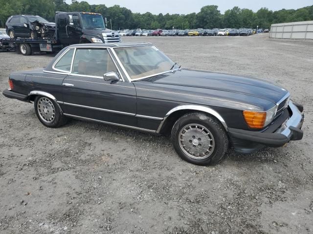 1976 Mercedes-Benz 107