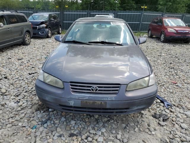 1999 Toyota Camry LE