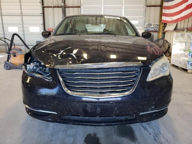 2012 Chrysler 200 Touring