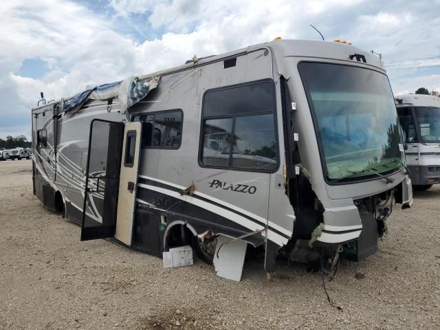 2013 Freightliner Chassis XC