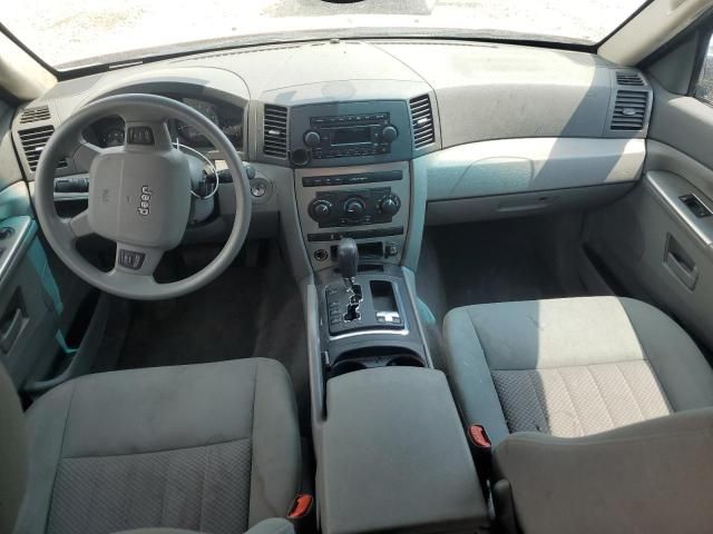 2006 Jeep Grand Cherokee Laredo