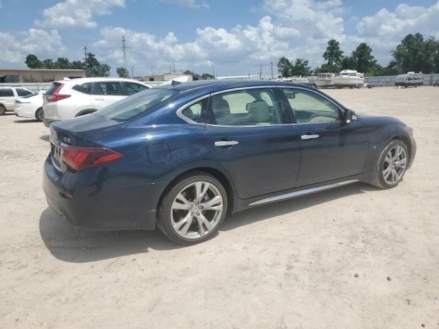 2015 Infiniti Q70 3.7