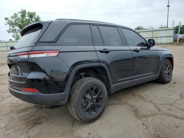 2024 Jeep Grand Cherokee Laredo