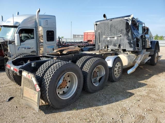 2024 Peterbilt 389