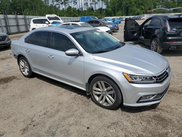 2016 Volkswagen Passat SEL