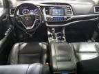 2017 Toyota Highlander SE