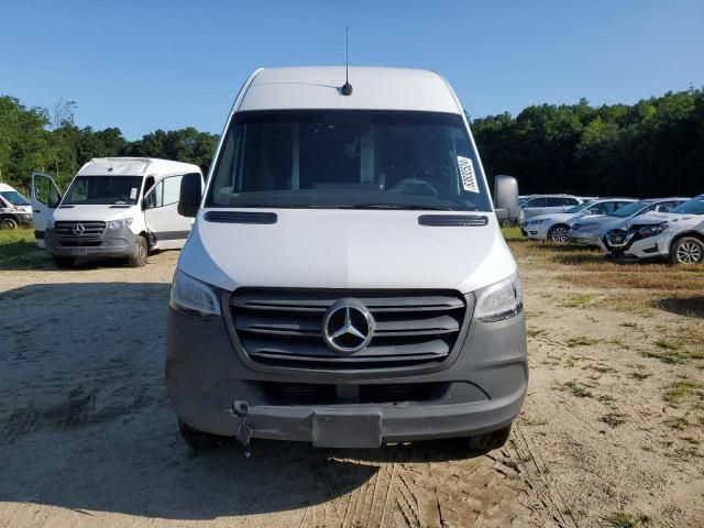 2022 Mercedes-Benz Sprinter 2500