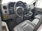 2009 Ford Econoline E450 Super Duty Cutaway Van