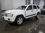 2005 Jeep Grand Cherokee Laredo