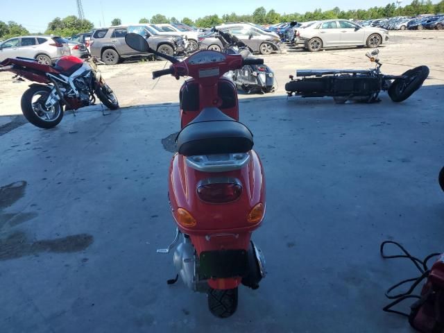 2004 Vespa M198F