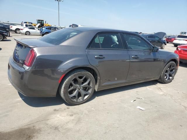 2021 Chrysler 300 Touring