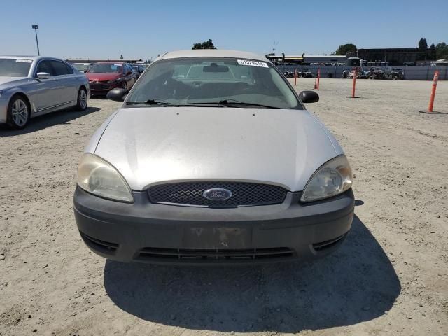 2005 Ford Taurus SE