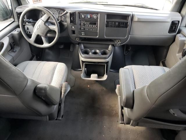 2004 Chevrolet Express G3500