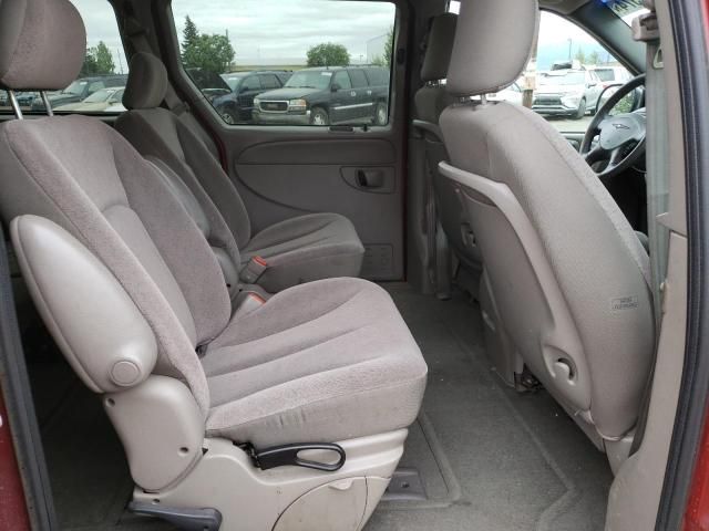 2002 Chrysler Town & Country LX