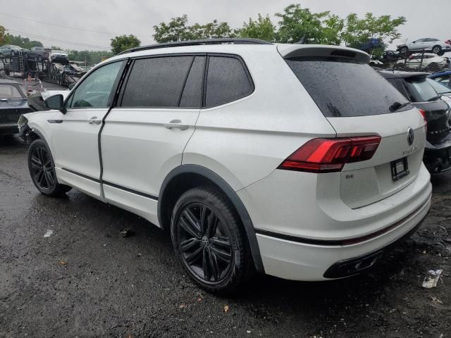 2022 Volkswagen Tiguan SE R-LINE Black