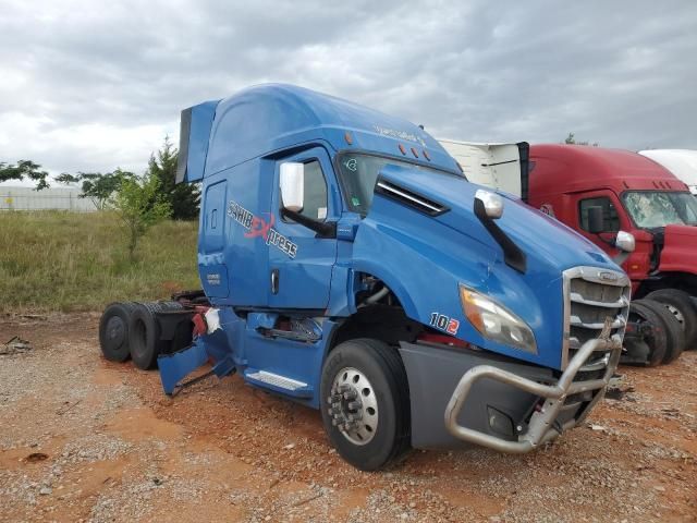 2019 Freightliner Cascadia 126