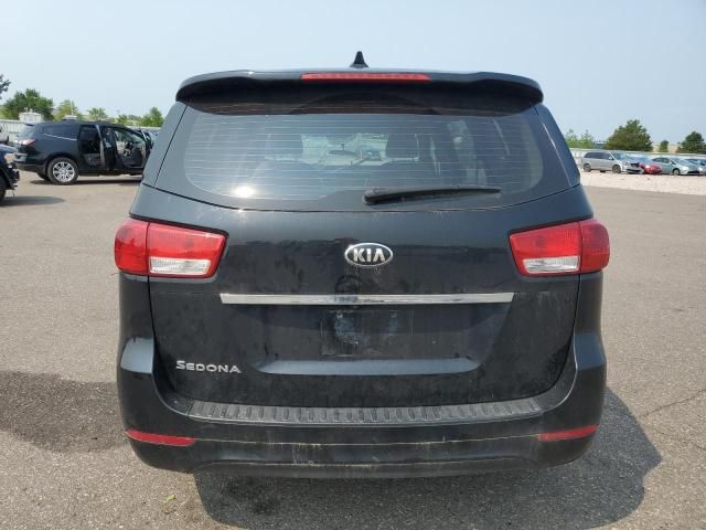 2016 KIA Sedona L