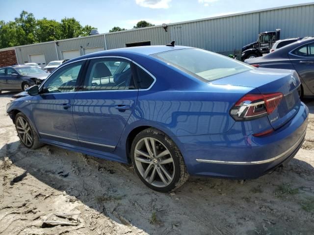 2017 Volkswagen Passat R-Line