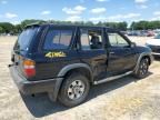 1996 Nissan Pathfinder LE