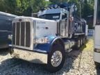 2021 Peterbilt 389