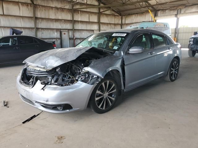 2013 Chrysler 200 Touring