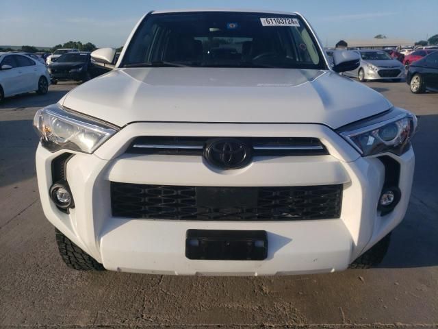 2023 Toyota 4runner SE