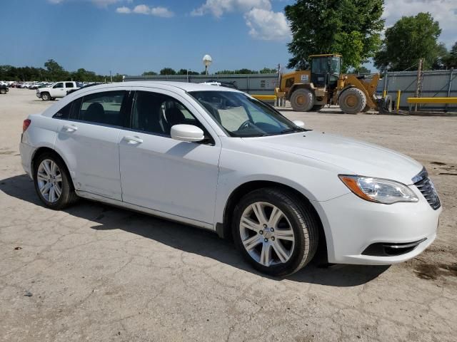 2013 Chrysler 200 Touring