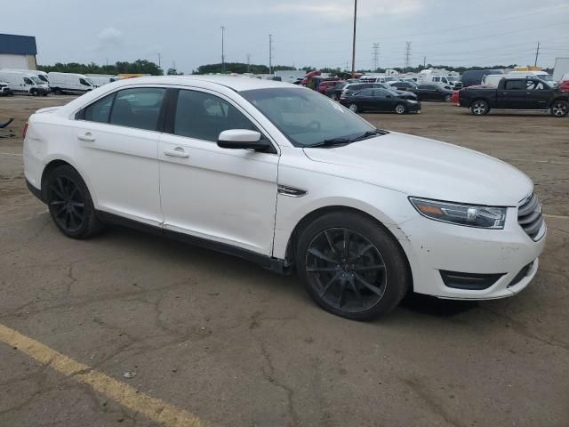 2015 Ford Taurus SEL