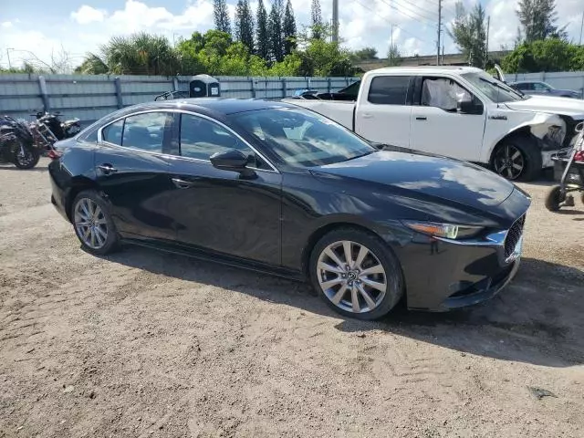 2019 Mazda 3 Premium