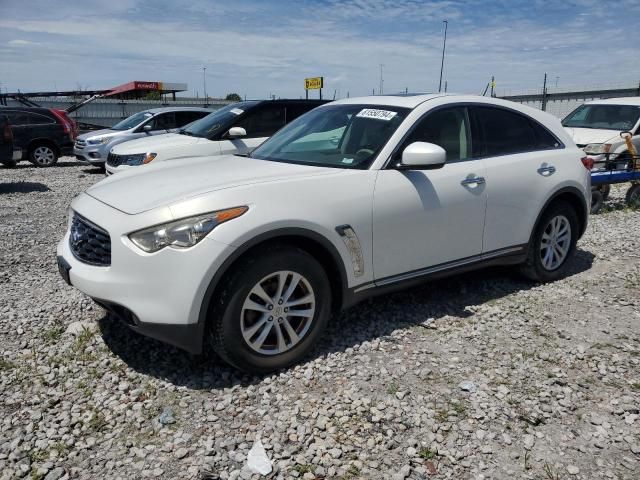 2011 Infiniti FX35